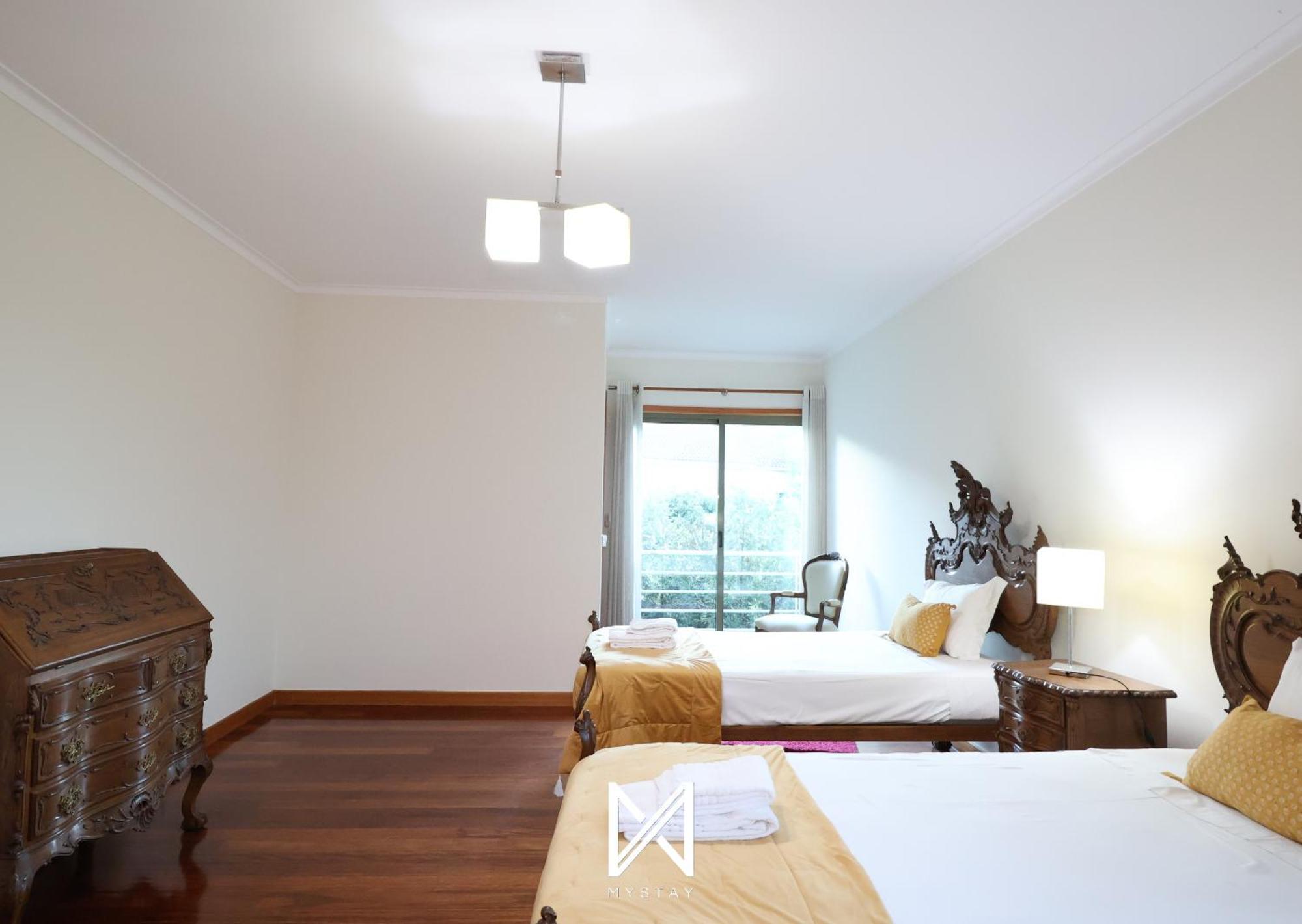Mystay - Lagos House Braga Bagian luar foto