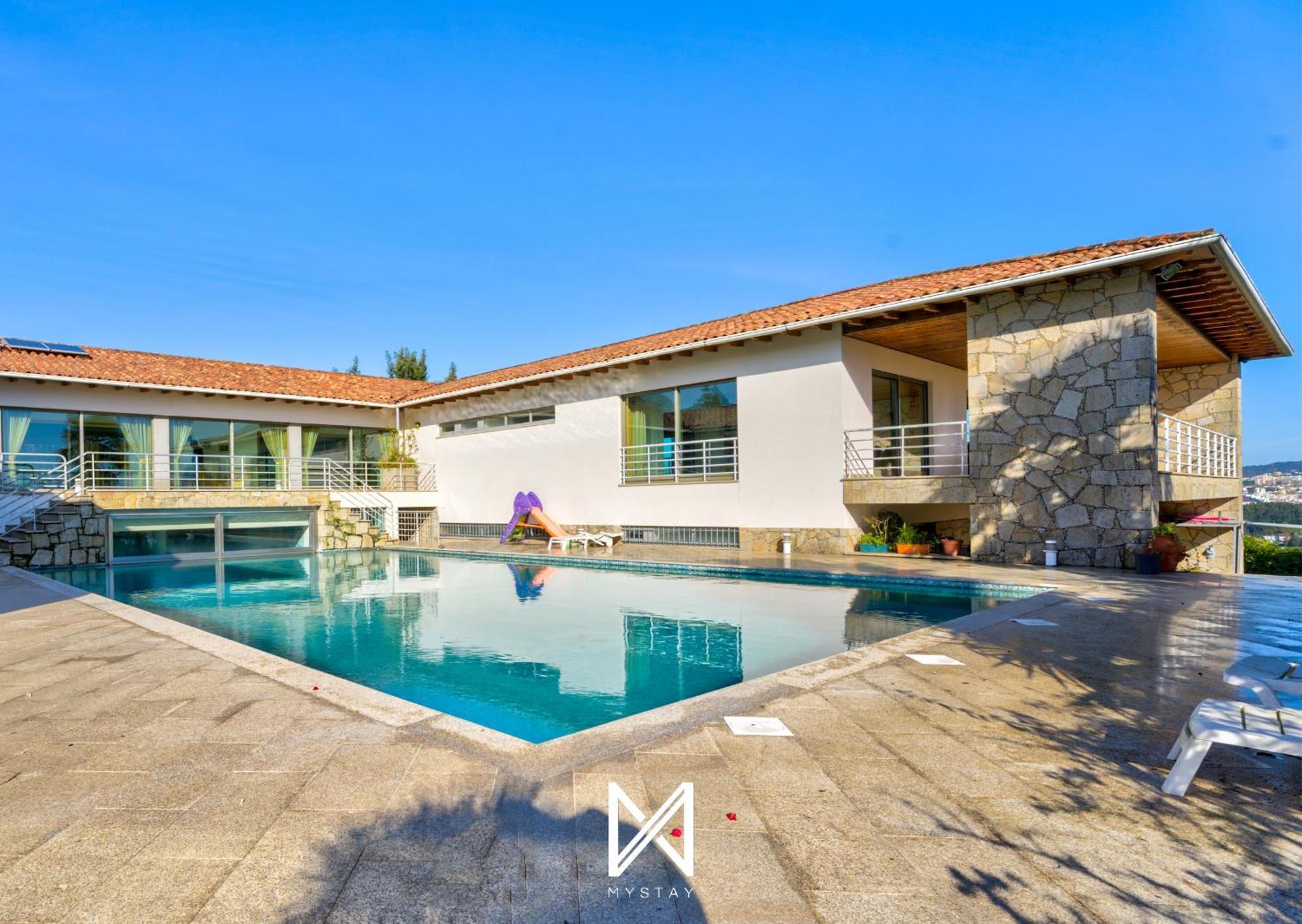 Mystay - Lagos House Braga Bagian luar foto