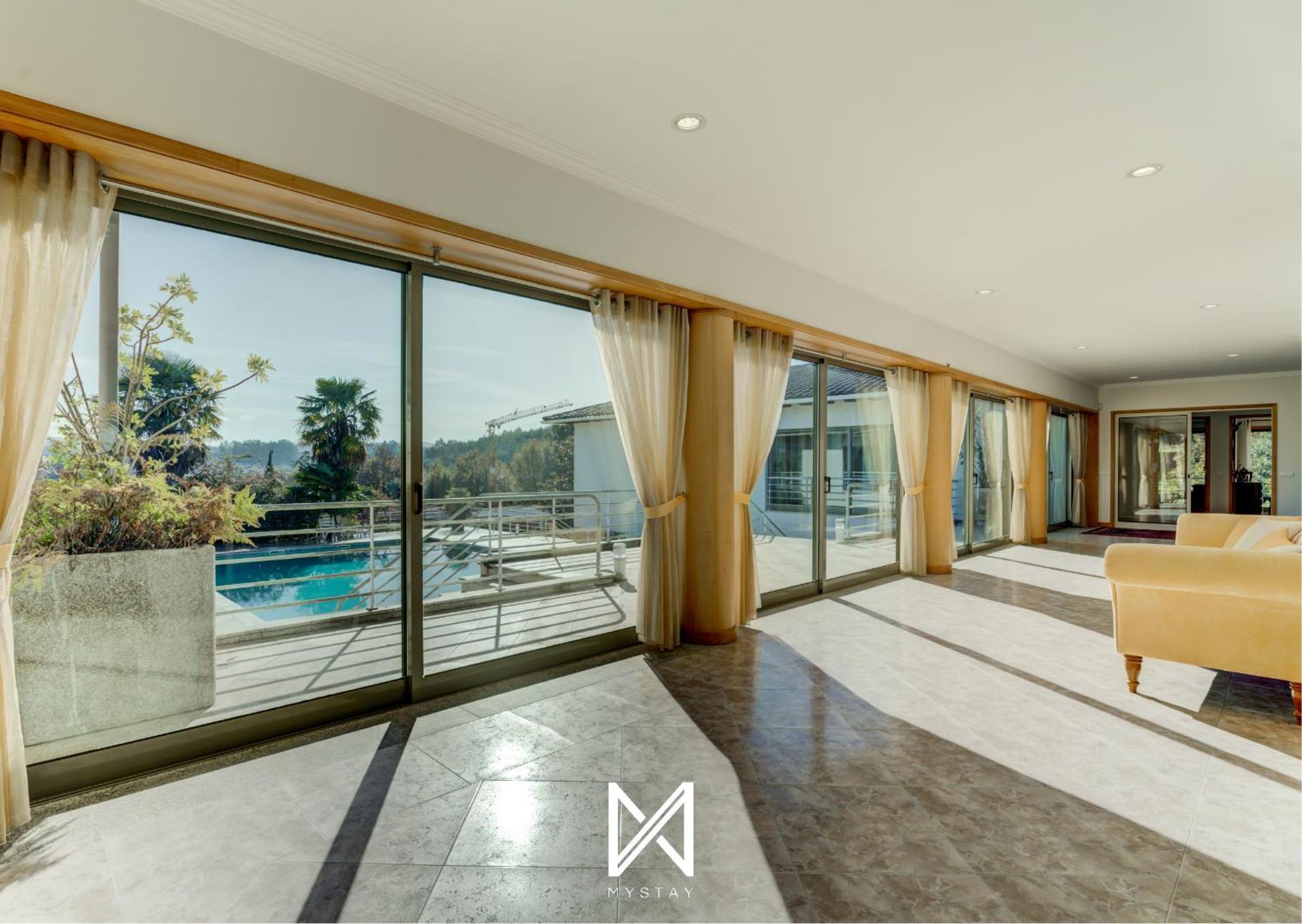 Mystay - Lagos House Braga Bagian luar foto